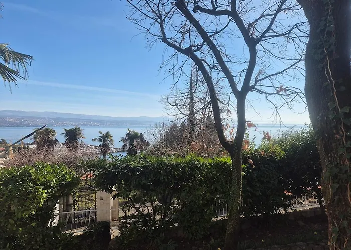 Cozy Garden Near The Sea Appartement