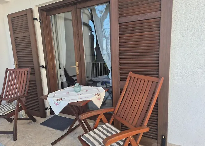 Cozy Garden Near The Sea Appartement *